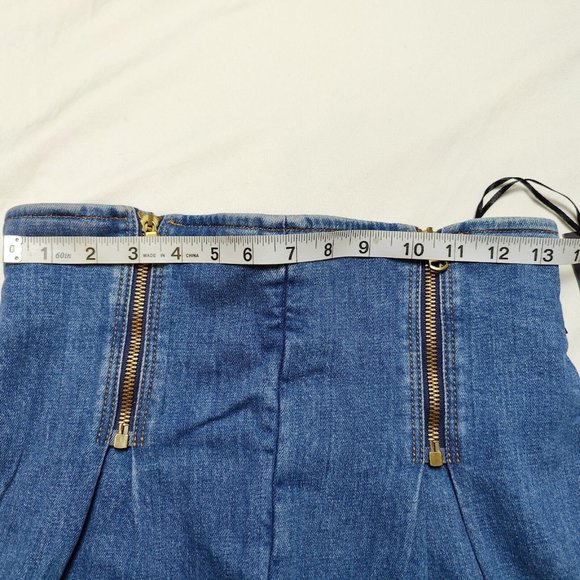 VERSACE Denim Shorts Size 26,29 Women's $595 - Picture 7 of 14